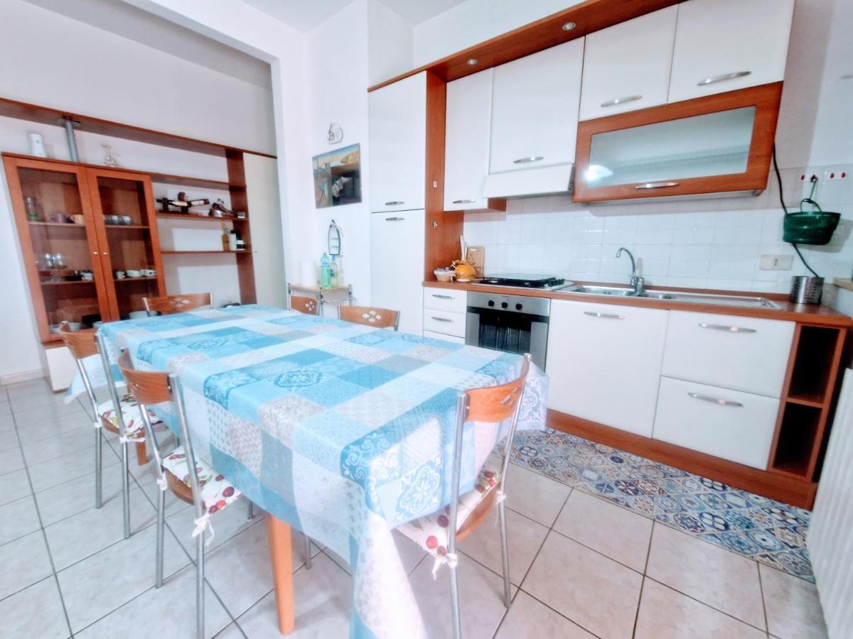 Puzzle Al Mare Follonica Exterior foto